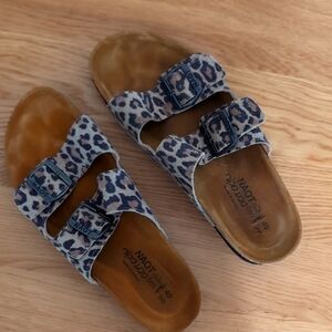 Naot Women's Leopard Print Sandals